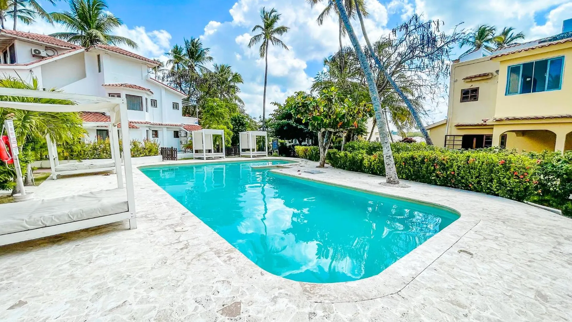 Sunny Seascape Villas & Aparts Hotel Wifi Bbq Los Corales Bavaro Beach Club & Spa Пунта-Кана 0*,